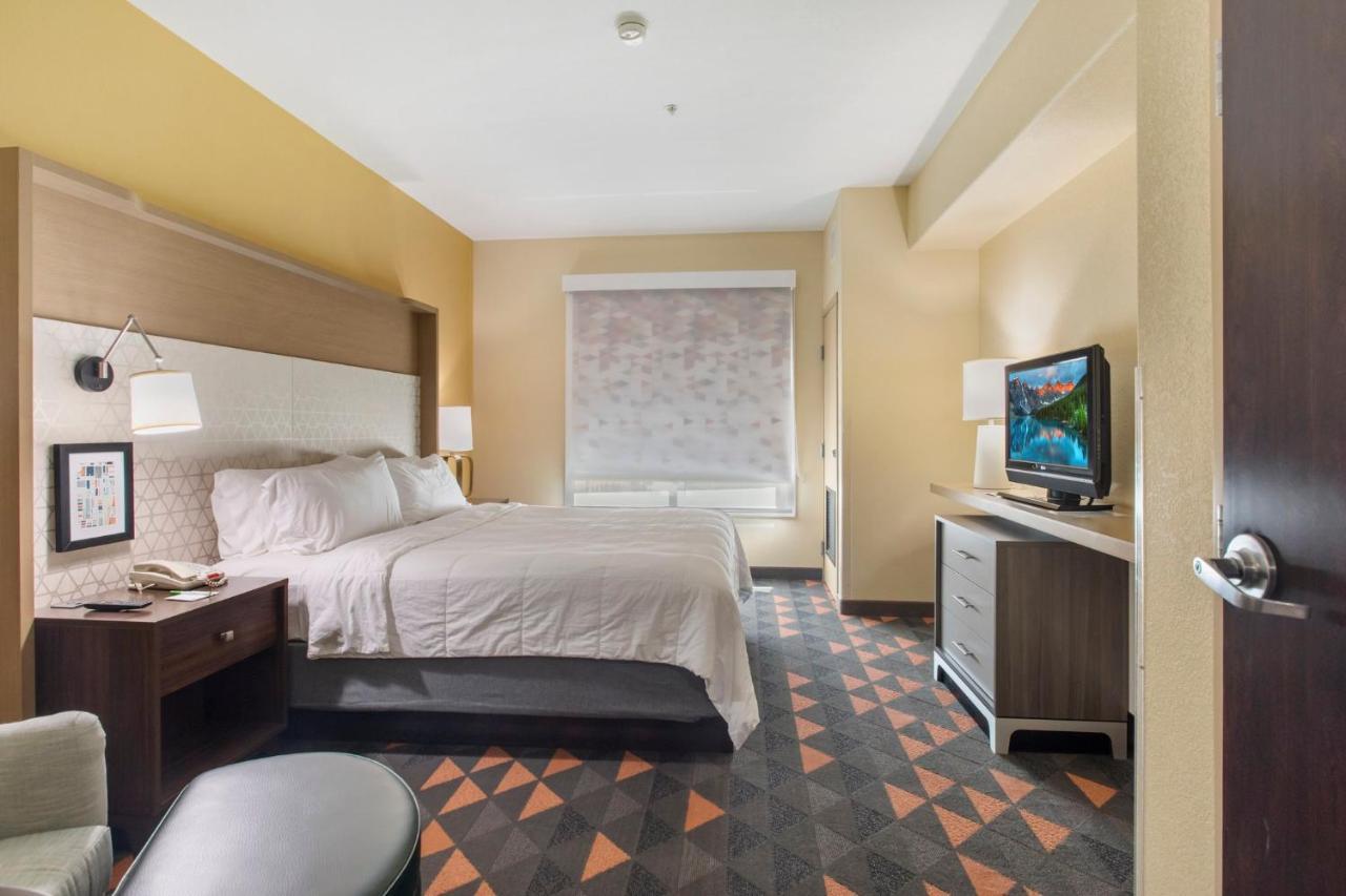 Holiday Inn Hotel & Suites Waco Northwest By Ihg Bellmead Екстериор снимка