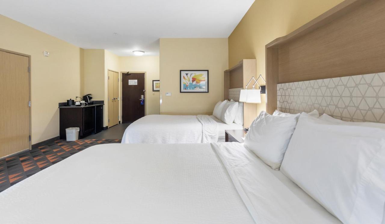 Holiday Inn Hotel & Suites Waco Northwest By Ihg Bellmead Екстериор снимка