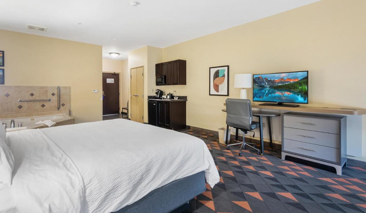 Holiday Inn Hotel & Suites Waco Northwest By Ihg Bellmead Екстериор снимка