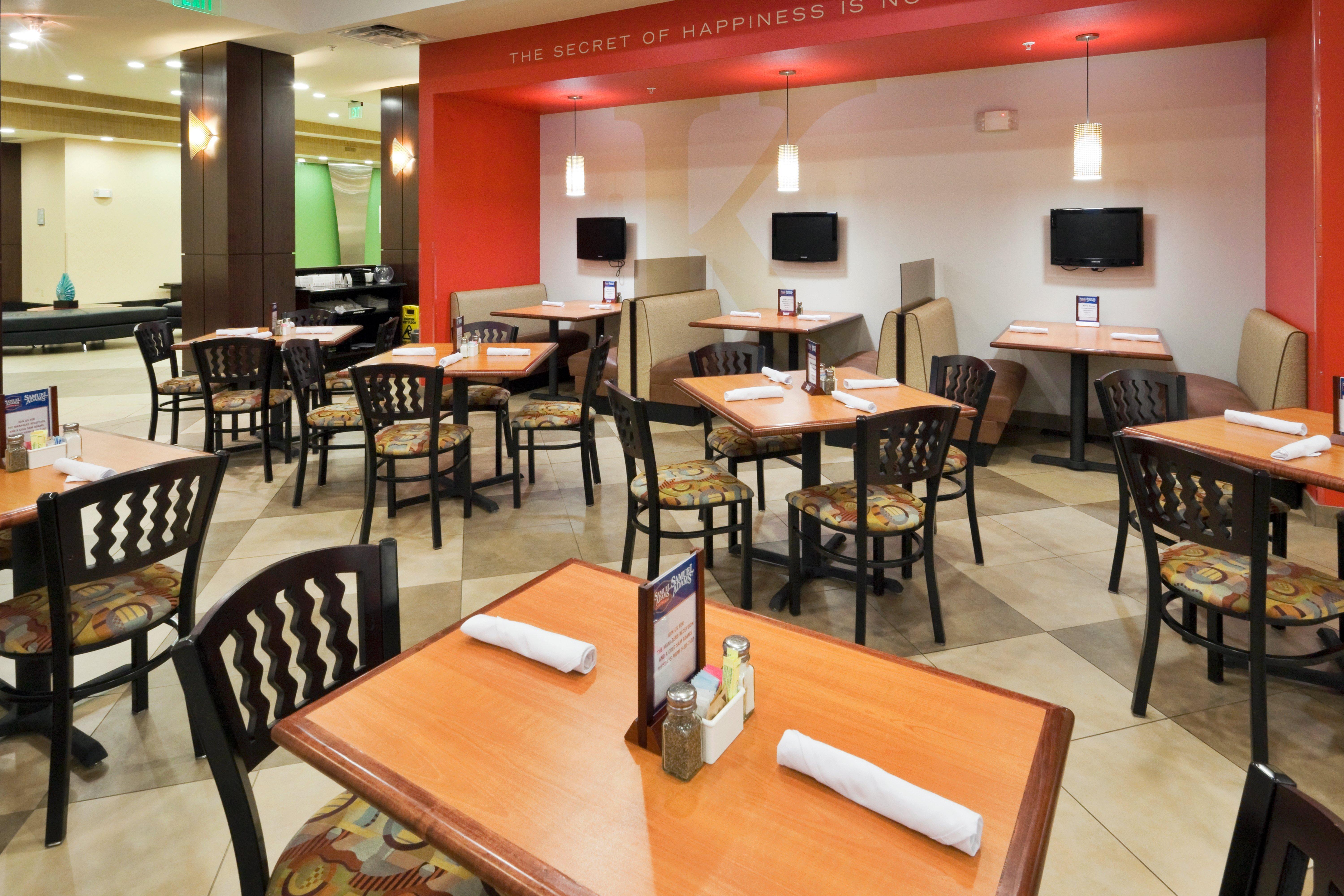 Holiday Inn Hotel & Suites Waco Northwest By Ihg Bellmead Екстериор снимка