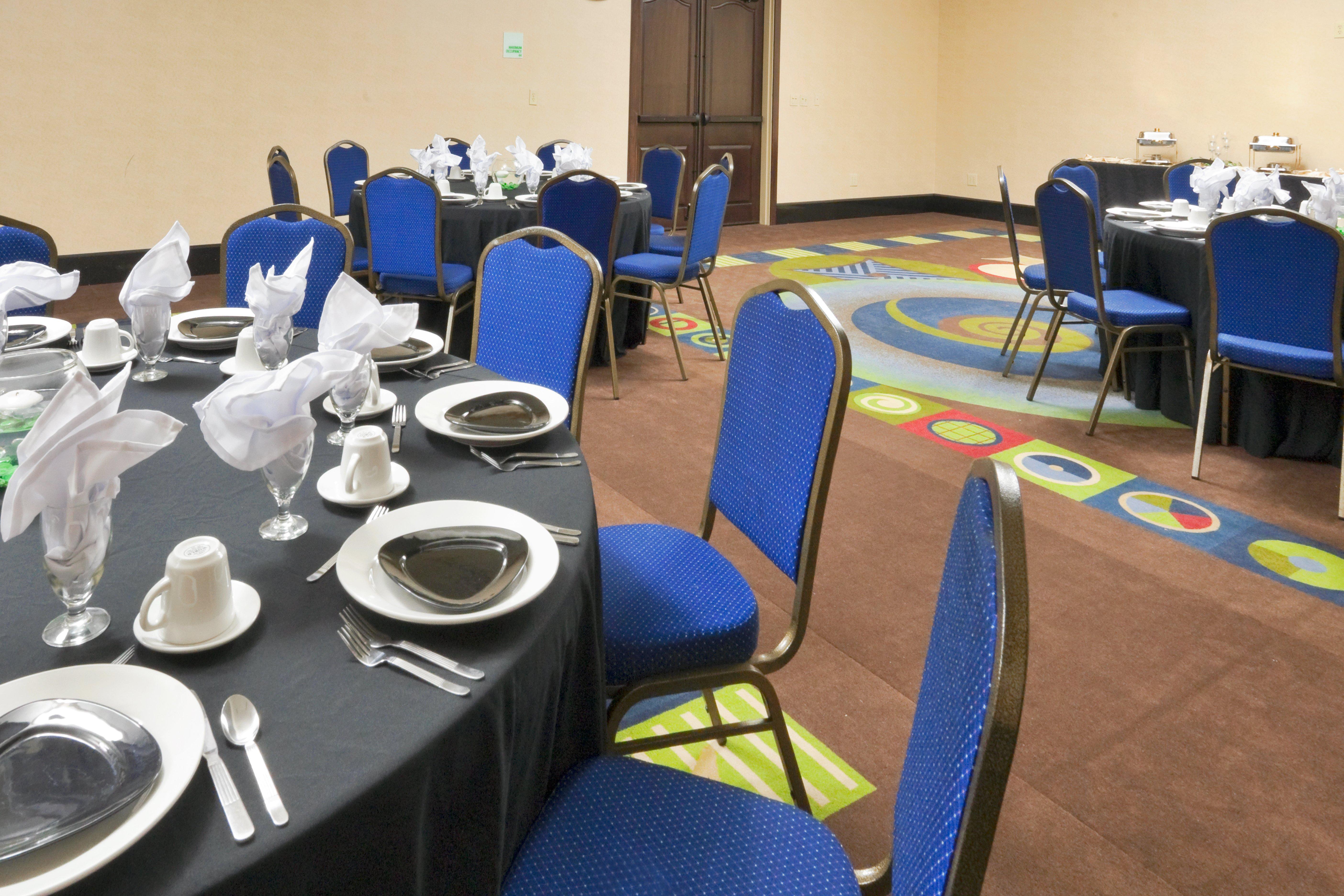 Holiday Inn Hotel & Suites Waco Northwest By Ihg Bellmead Екстериор снимка