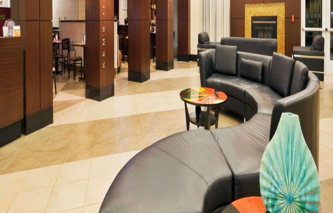 Holiday Inn Hotel & Suites Waco Northwest By Ihg Bellmead Екстериор снимка
